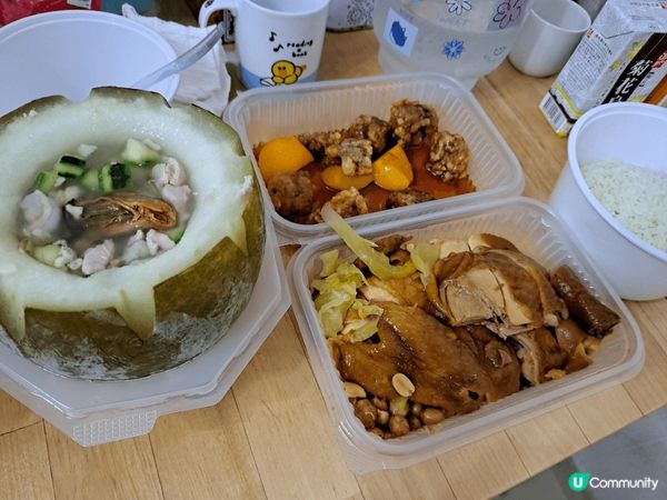 每年夏天一定會狂食一粥麵嘅冬瓜盅餐，因佢嘅冬瓜盅係所有快餐店...