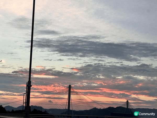 青衣青嶼幹線訪客中心及觀景台是欣賞日落的絕佳好地方。其位置位...