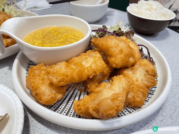 豉椒炒蟶子，蟶子夠新鮮火喉足夠好惹味；粟米魚塊正常但唔夠粟米...