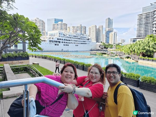 將軍澳油塘大本營商場興三五知己食下時光下午茶行下碼頭附近。甘...