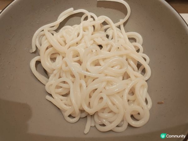 米籽餐廳, 有蒜香米湯烤魚, 另一個是濃湯豬肚雞熱鍋跟冷熱飲...