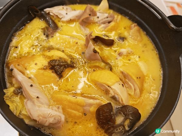 米籽餐廳, 有蒜香米湯烤魚, 另一個是濃湯豬肚雞熱鍋跟冷熱飲...