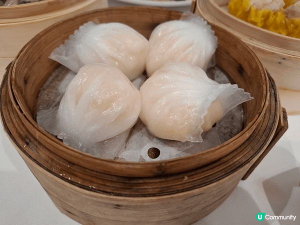 帝都酒店的國穗軒，價錢相宜， 點心食物質素唔差，最欣賞嘅係羅...