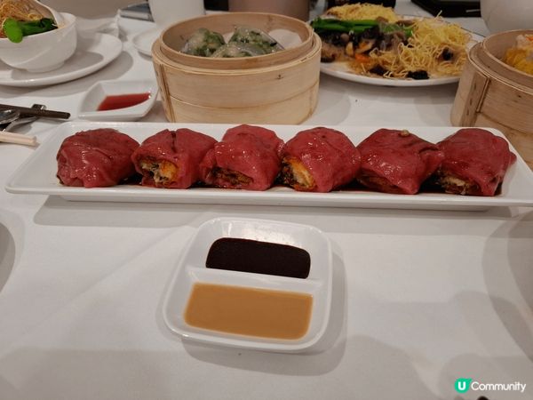 帝都酒店的國穗軒，價錢相宜， 點心食物質素唔差，最欣賞嘅係羅...