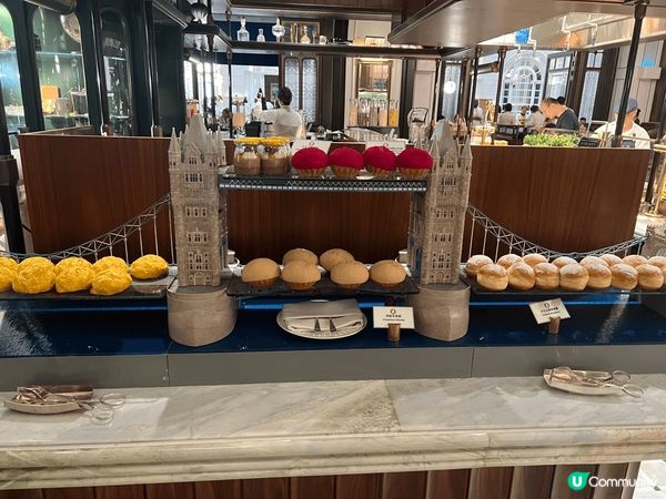 前排去澳門玩,去左位於倫敦人嘅邱吉爾餐廳食自助早餐｡雖然係早...