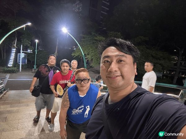 深圳大梅沙，這個地方風景美麗，有沙灘，有酒店，交通又方便。