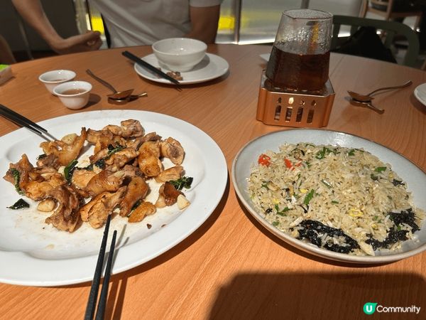 入秋又到行山季節，行完太累晚餐去附近新開潮州店，不收茶介，加...