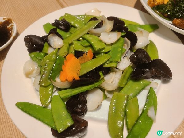 屯門市中心的翡翠拉麵小籠包，人人食物質數量高，樣樣都好吃，寶...