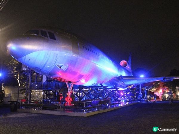 飛機夜市聚集充滿設計感的文青小店和時尚飾品舖，讓我從中挖到獨...
