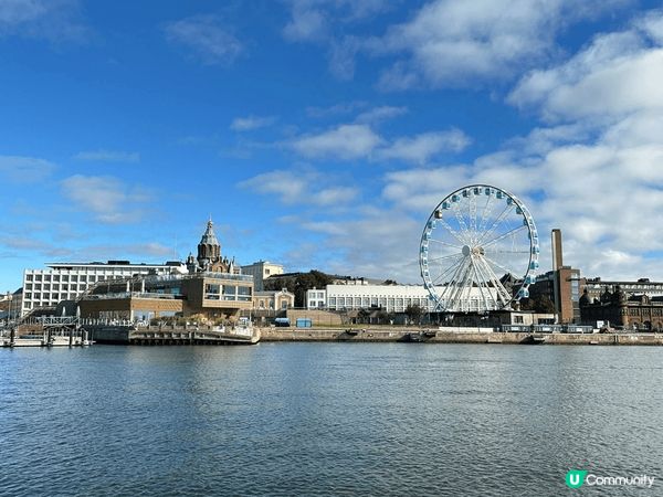 赫爾辛基摩天輪是芬蘭最高的觀景摩天輪，乘坐摩天輪可俯瞰赫爾辛...
