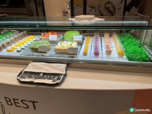 位於荃灣悅來酒店的「懷舊香港美食」自助餐，有氣氛。