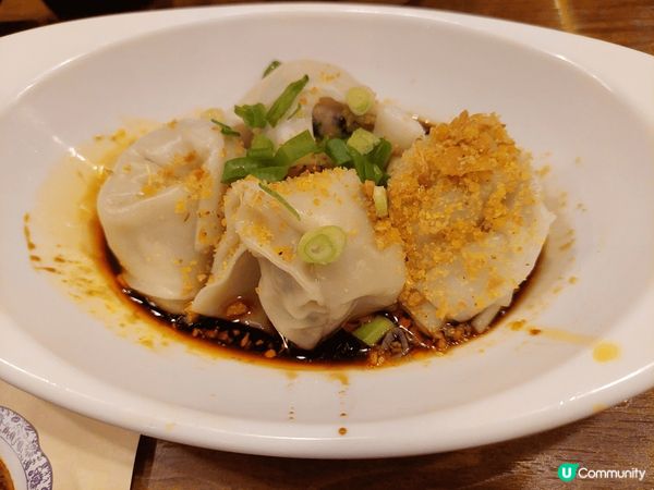 夏麵館嘅下午茶抵食吸引，今次試排骨擔擔麵，再以優惠價加配鮮肉...