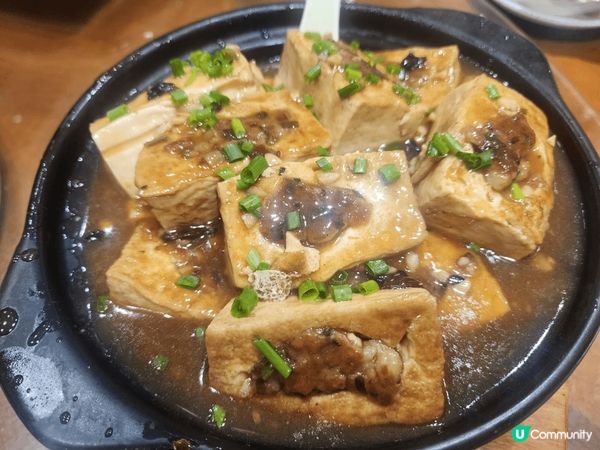 這間美食在葵芳廣場茶餐廳，美食多元化經濟實惠，不妨試一試。