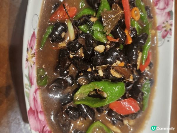這間美食在葵芳廣場茶餐廳，美食多元化經濟實惠，不妨試一試。