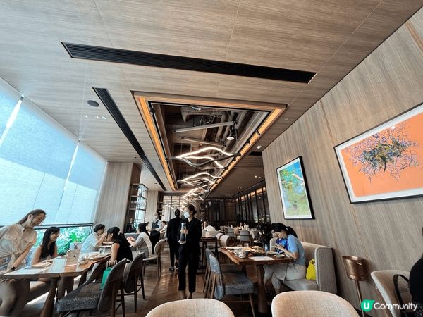 CulinArt 1862 位於銅鑼灣的法式餐廳，一進門就是...