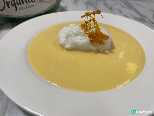 「漂浮之島」可以說是經典的法式甜品之一，是一個唔需要焗爐就可...