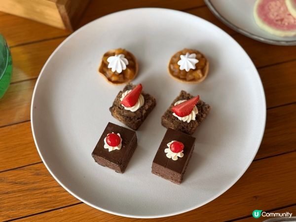 Sailing club afternoon tea 有3款...