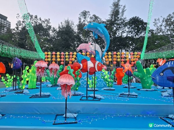 ✨今天(7/10/25)追月黎到維園的中秋彩燈會，我地大約黃...