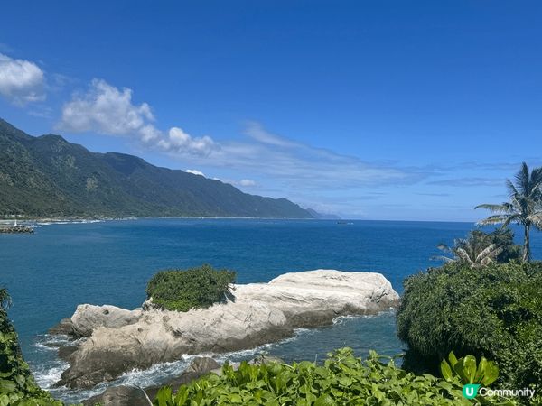 花蓮美麗的東海岸，海天一色嘅美麗風景，令人覺得放鬆心情。