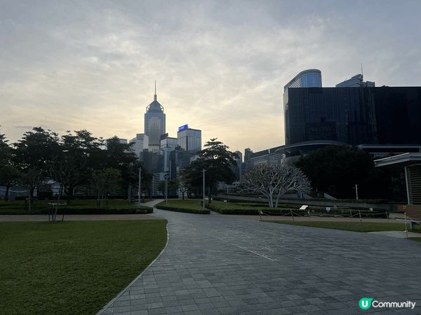 今次同大家介紹下灣仔海濱公園，呢個灣仔海濱公園真係環境清幽，...