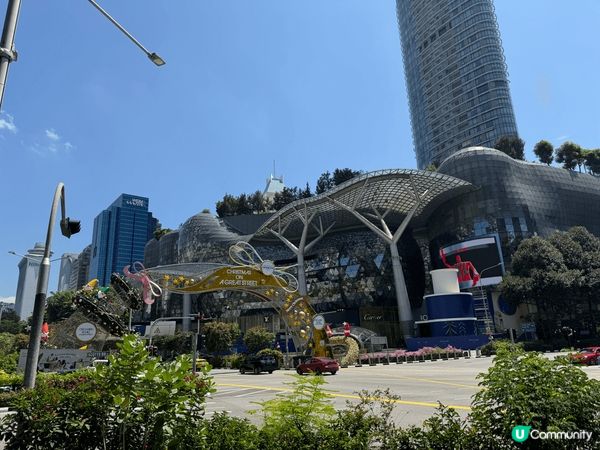 一般香港人過嘅聖誕節都會攬頸巾帶冷帽，所以想介紹吓一個地方係...
