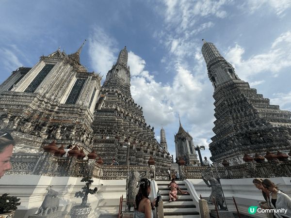 鄭王廟（Wat Arun），又稱黎明寺，是泰國曼谷最著名的地...