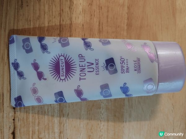 每次遇到秋冬轉季，皮膚都會因為缺水變得暗啞缺乏光澤。KOSE...