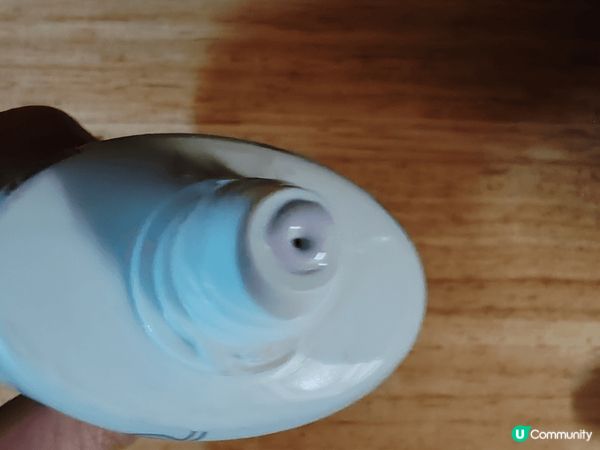 每次遇到秋冬轉季，皮膚都會因為缺水變得暗啞缺乏光澤。KOSE...