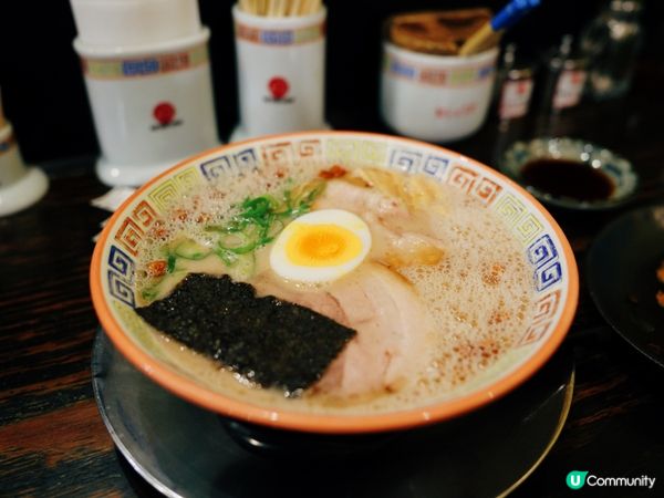 福岡天神大炮拉麵排長龍🍜😋好唔好食呢？