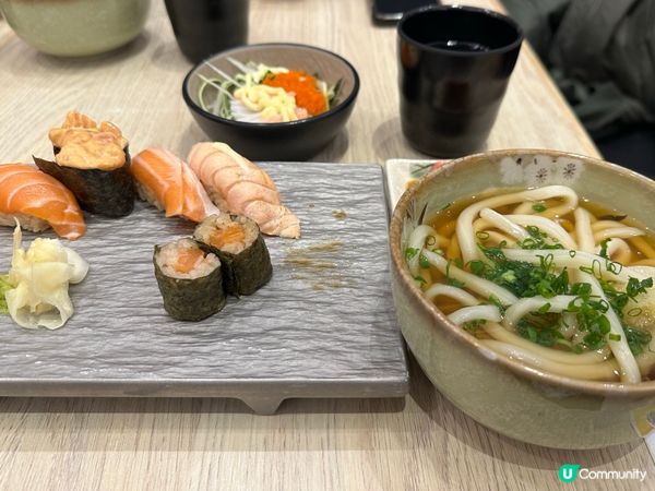 鰹烏冬，原來壽司刺身都掂🍣🥢