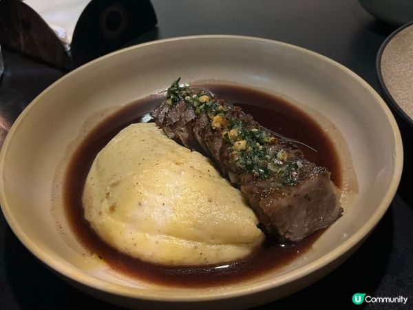 銅鑼灣暗黑工業風情調酒吧