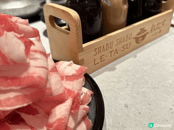 同朋友去睇戲之前，要醫一醫肚，喺門口聞到一陣陣香味，我哋就決...