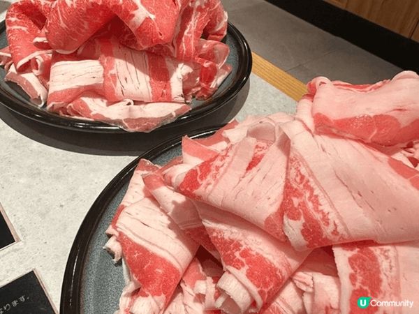 同朋友去睇戲之前，要醫一醫肚，喺門口聞到一陣陣香味，我哋就決...