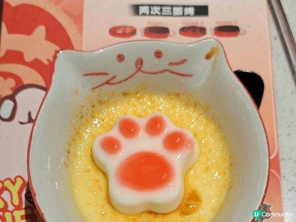 貓罐頭烤肉，拼盤有多款肉類，貓抓布丁，貓草檸茶，既好味亦可打...