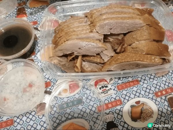 到珠海紅桂路的香蓮街市有一檔賣燒味涵水，澄海獅頭鵝非常出名，...