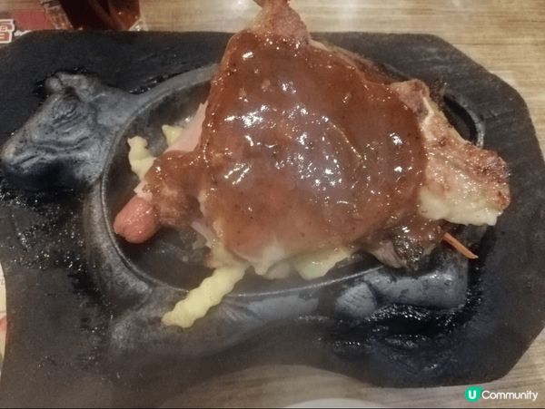 金鳳為慶祝55周年慶，推出$55雜扒餐。雖然只賣$55，但係...