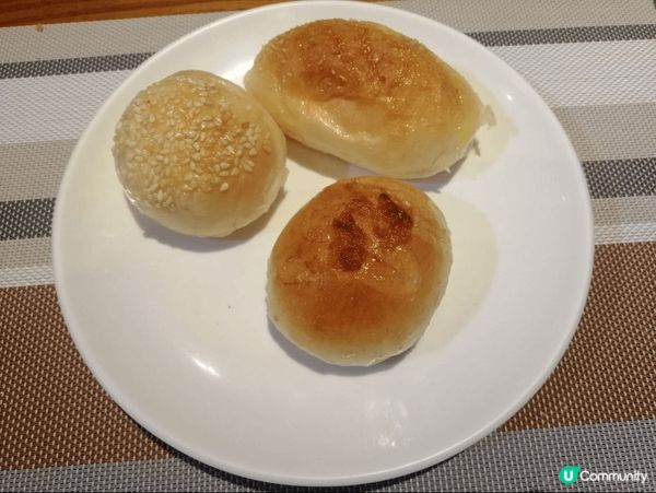 去順德一定要試食雙皮奶及順德魚餅，美道一流，加埋各式酥餅，令...