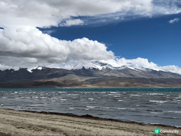 一生人一次必去的西藏，沿途一望無際的天空與大自然。