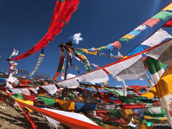 一生人一次必去的西藏，沿途一望無際的天空與大自然。