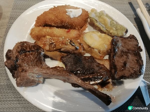 去尖沙咀帝京酒店食自助餐，食品應有盡有，尤其我最喜歡吃的pa...