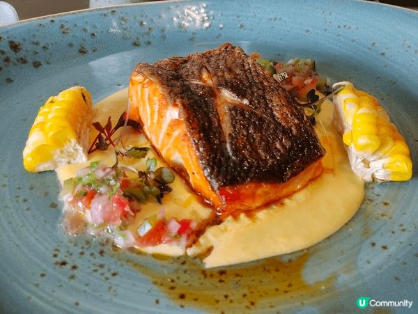 在 香港萬麗海景酒店  Mirage Bar & Resta...