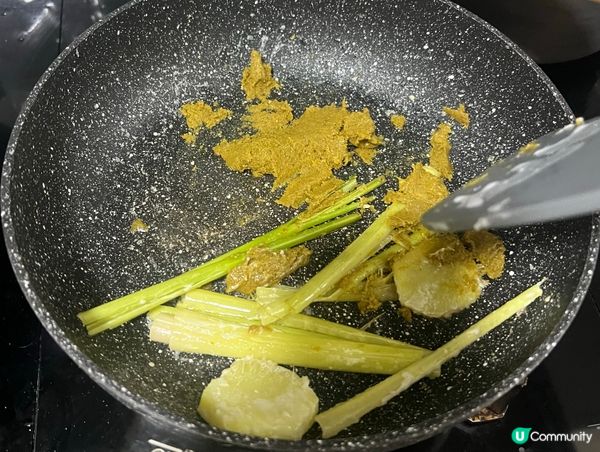 ## 男友都讚爆😋 青咖哩雞食譜大公開！