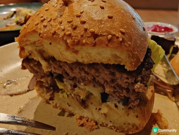 WM酒店半自助午餐，食物款式雖然不多，但質素超高！漢堡包及洋...