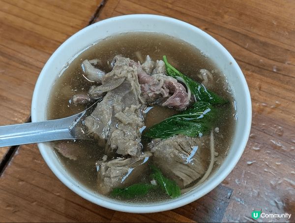 台南溫體牛是當地新鮮屠宰後即時供應的牛肉，因其肉質鮮嫩而受到...