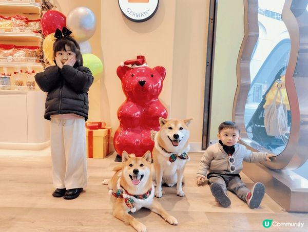 Go Park西沙最新熱點，喺聖誕樹前面同聖誕老人影相，仲有...