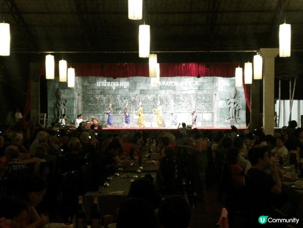 柬埔寨吳哥窟寺廟好值得去欣賞，了解當中故事，打卡記錄，開心回...