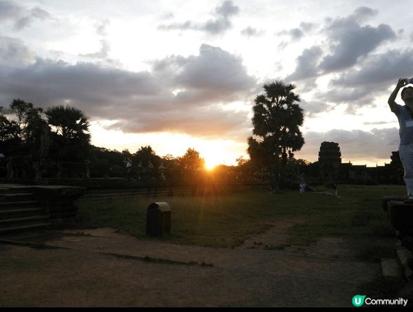 柬埔寨吳哥窟寺廟好值得去欣賞，了解當中故事，打卡記錄，開心回...