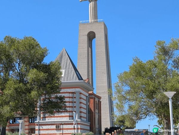 在葡萄牙的里斯本，享受陽光與海灘，無論站在里斯本的那一個角落...