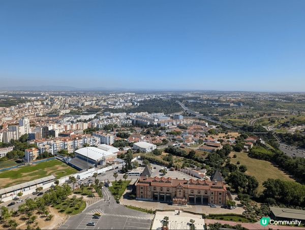 在葡萄牙的里斯本，享受陽光與海灘，無論站在里斯本的那一個角落...