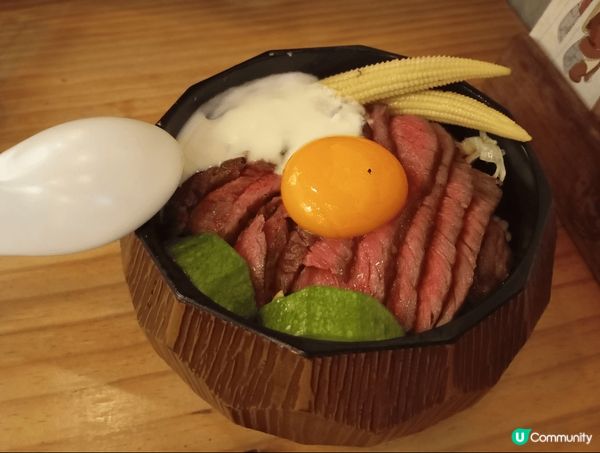 本人好鍾意食日本嘢，見到啲慢煮牛肉飯shabu shabu同...